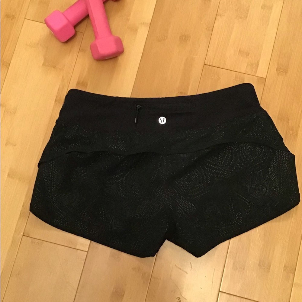 🍋Lululemon Speed Reflective size 4